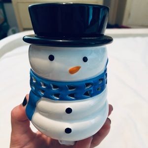 Snowman Outlet Warmer